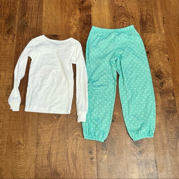 Christmas 2 piece pajama set for girl Sz 7 carters “merry everything “ - Picture 5 of 5
